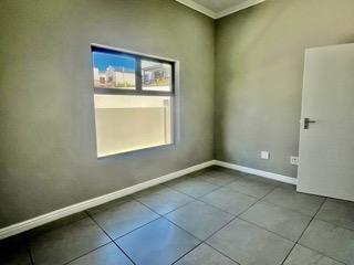 3 Bedroom Property for Sale in Reebok Western Cape